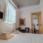 Palazzo Giotta - Dimora Storica 3* Μπάρι