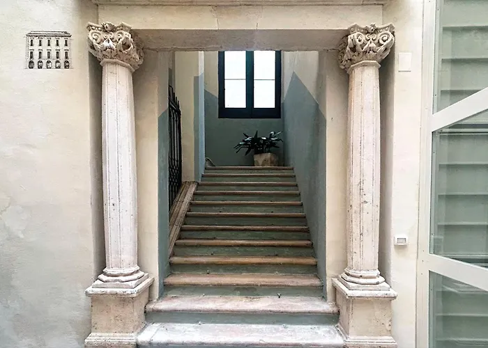 Palazzo Giotta - Dimora Storica بيت ضيافة باري