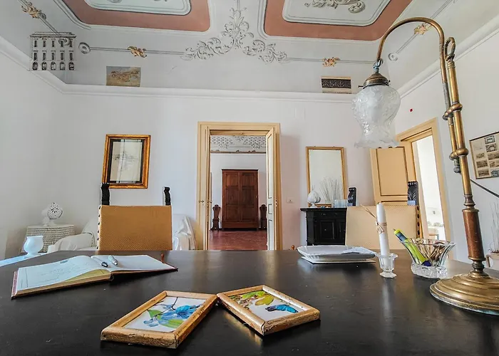 Palazzo Giotta - Dimora Storica 3*