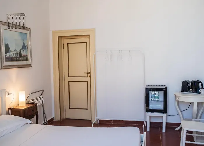 Palazzo Giotta - Dimora Storica بيت ضيافة 3*