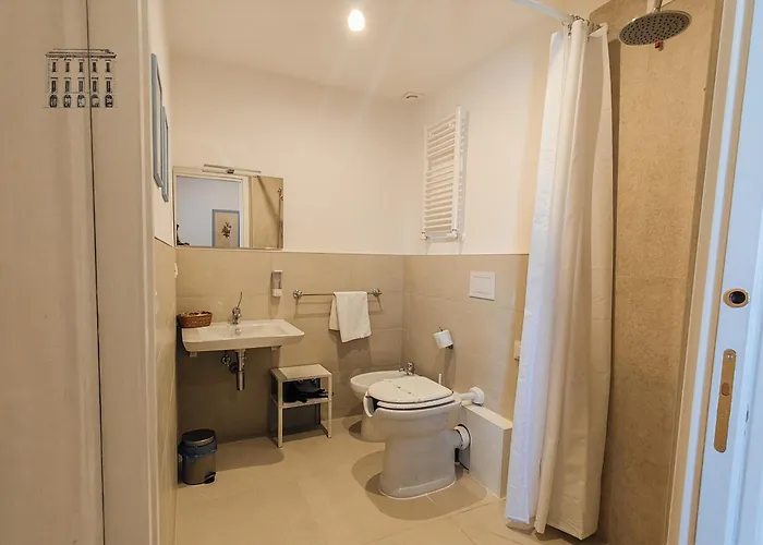 Palazzo Giotta - Dimora Storica 3* باري