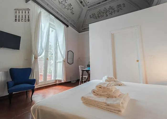 Palazzo Giotta - Dimora Storica 3* باري