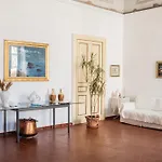 Palazzo Giotta - Dimora Storica 3* Bari