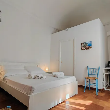 Palazzo Giotta - Dimora Storica 4*