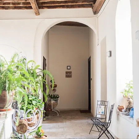 Palazzo Giotta - Dimora Storica בית הארחה 4*