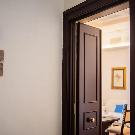 Palazzo Giotta - Dimora Storica