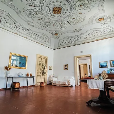 Palazzo Giotta - Dimora Storica בית הארחה בארי