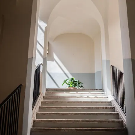 Palazzo Giotta - Dimora Storica 4*