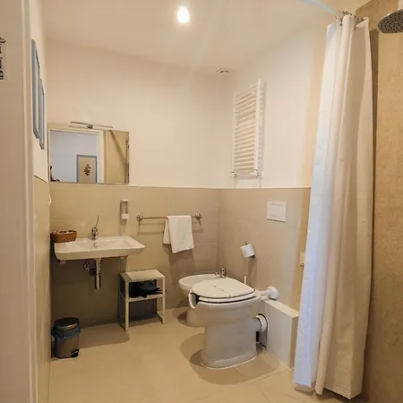 Palazzo Giotta - Dimora Storica 4* باري